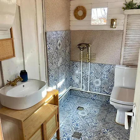 게스트하우스 White House 3*